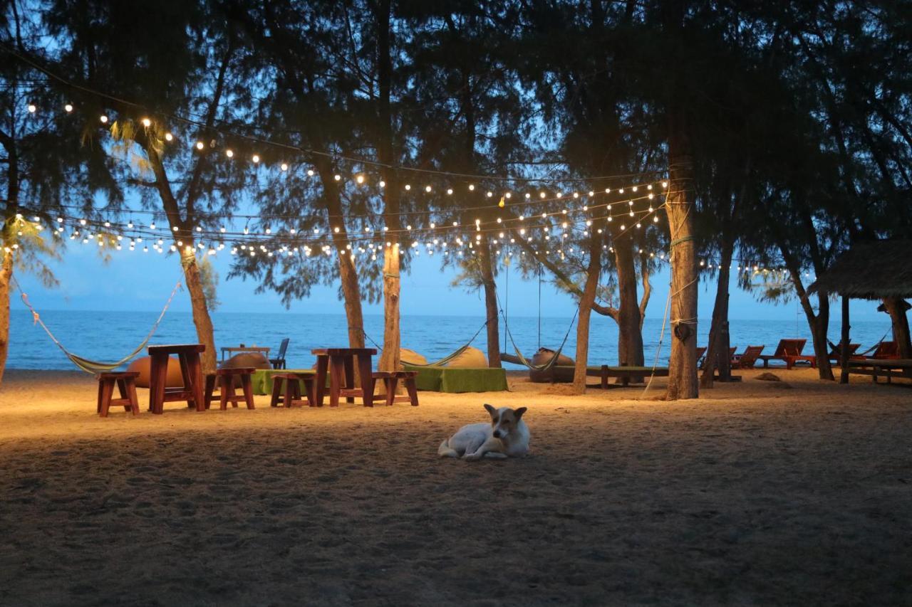 Mumsa Beach Resort & Restaurant Ban Huai Yang Екстер'єр фото