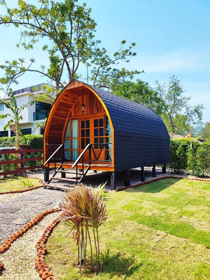 Mumsa Beach Resort & Restaurant Ban Huai Yang Екстер'єр фото