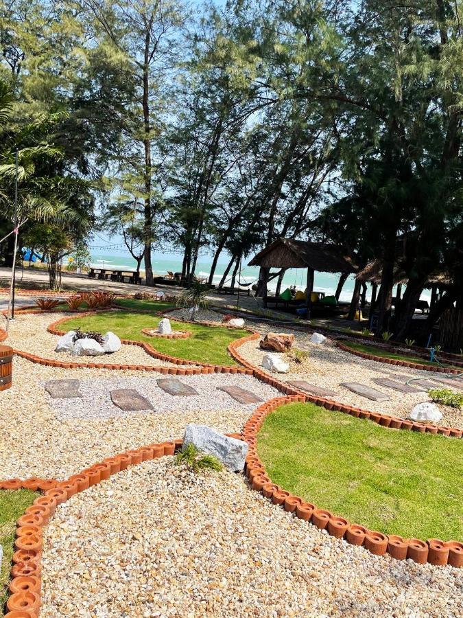 Mumsa Beach Resort & Restaurant Ban Huai Yang Екстер'єр фото