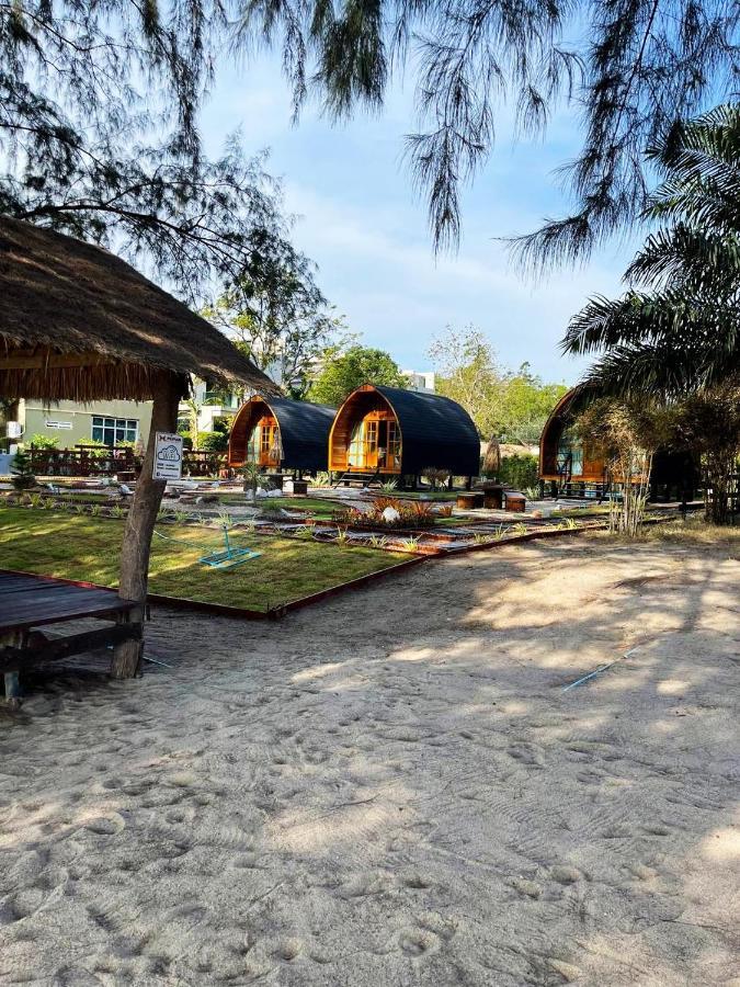 Mumsa Beach Resort & Restaurant Ban Huai Yang Екстер'єр фото