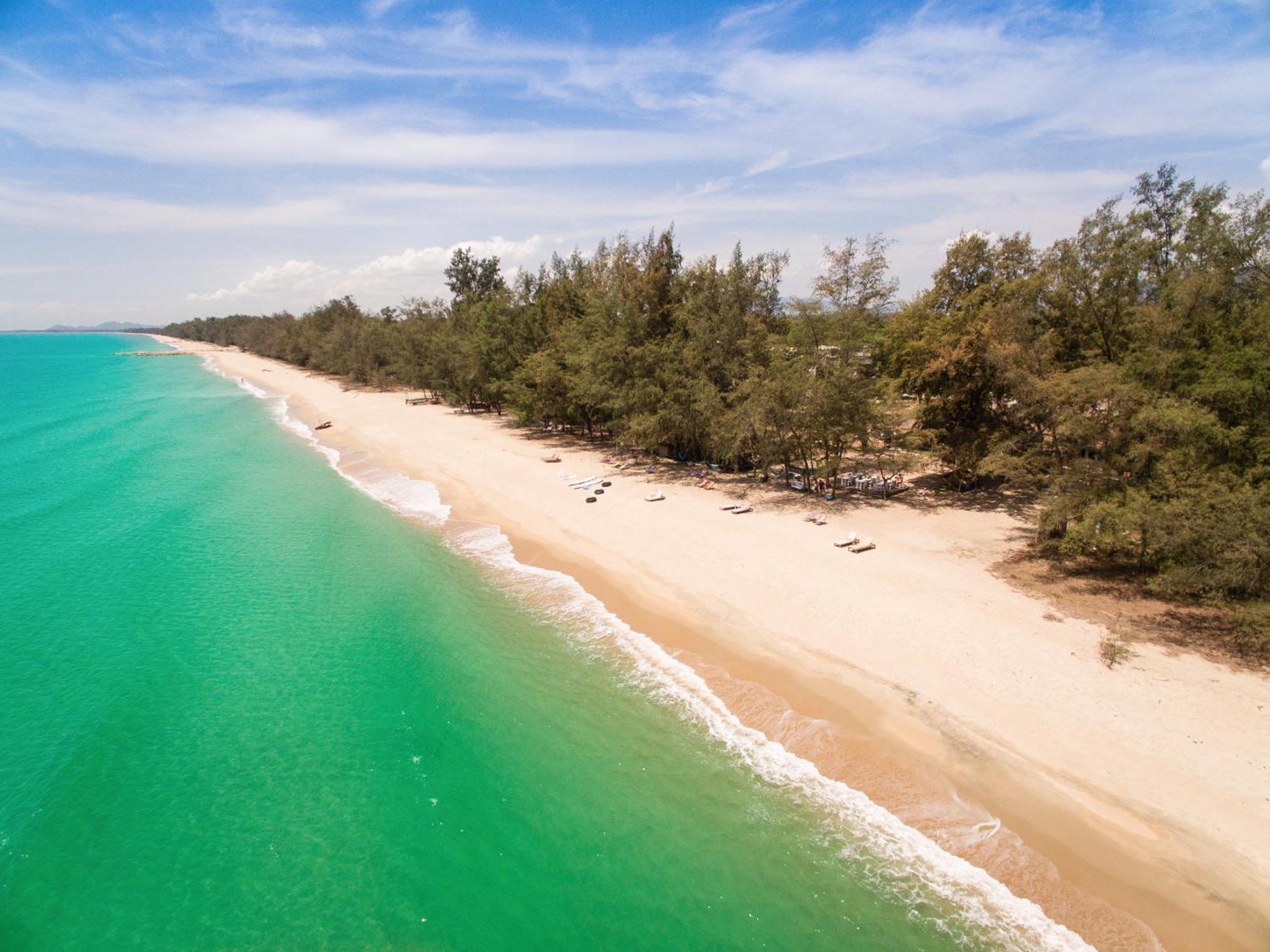 Mumsa Beach Resort & Restaurant Ban Huai Yang Екстер'єр фото