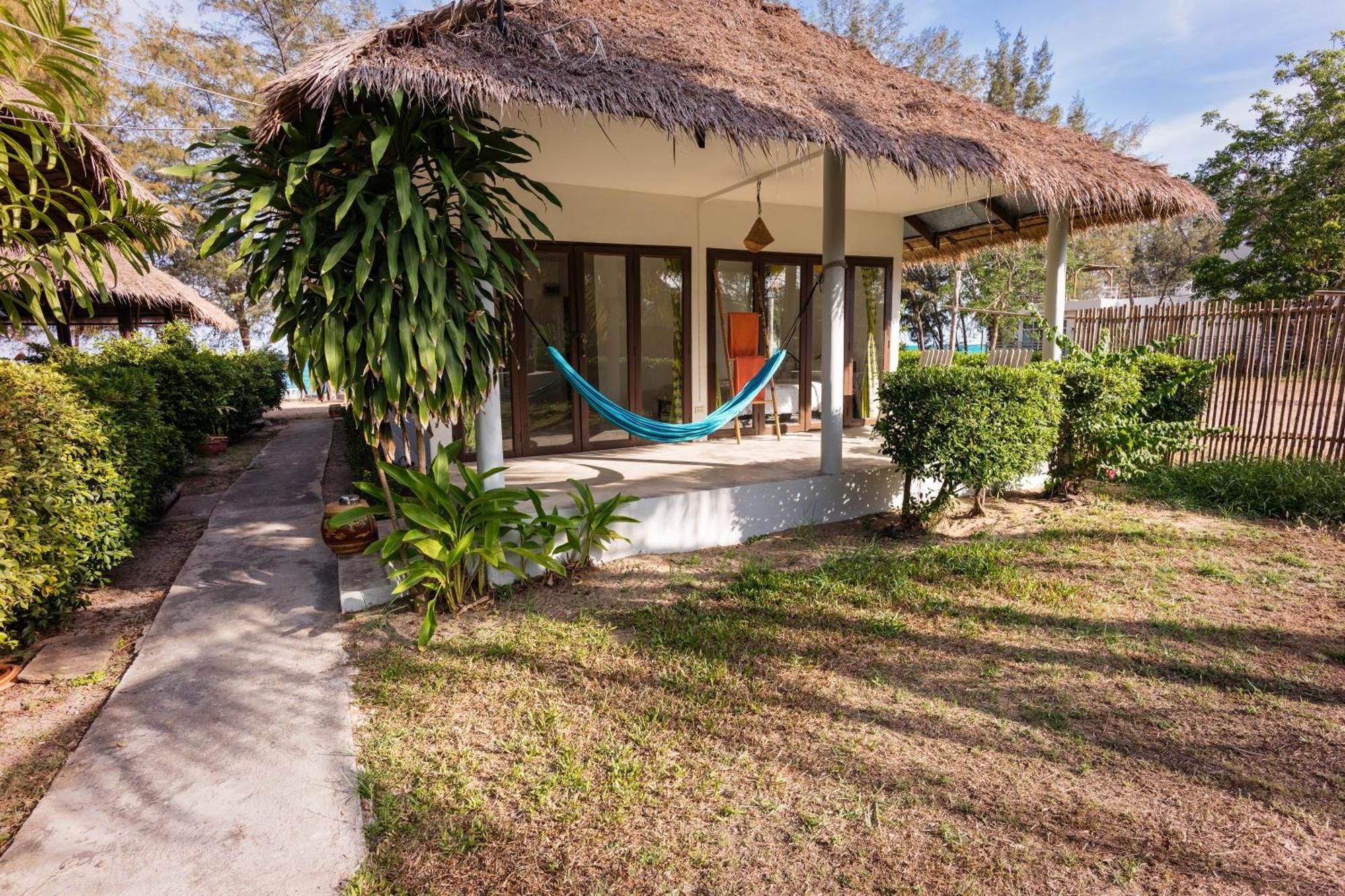 Mumsa Beach Resort & Restaurant Ban Huai Yang Екстер'єр фото