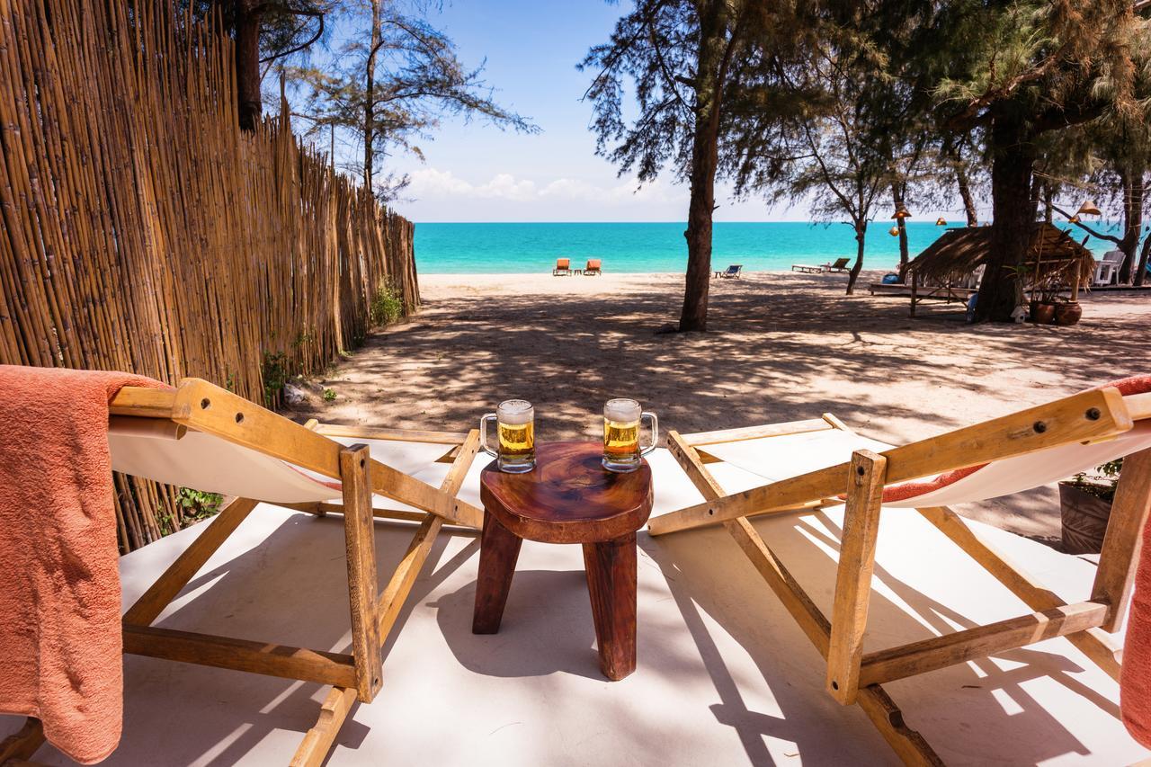 Mumsa Beach Resort & Restaurant Ban Huai Yang Екстер'єр фото